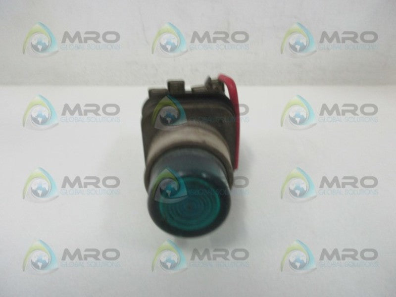 INDUSTRIAL SPARE PART X-208238 GREEN PUSH BUTTON  UNMP