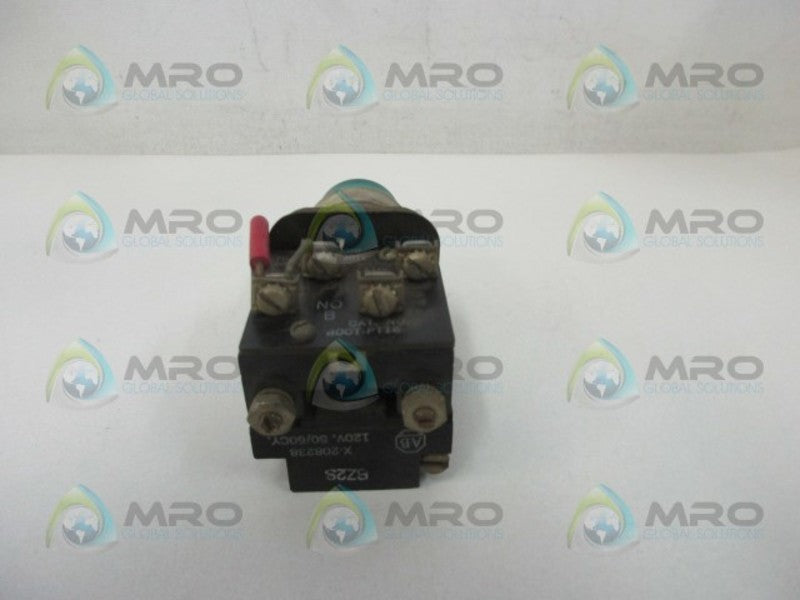 INDUSTRIAL SPARE PART X-208238 GREEN PUSH BUTTON  UNMP