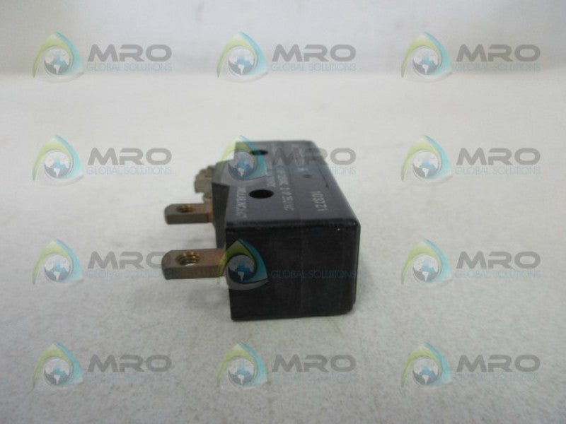 OMRON A-20G-B8-R LIMIT SWITCH  UNMP