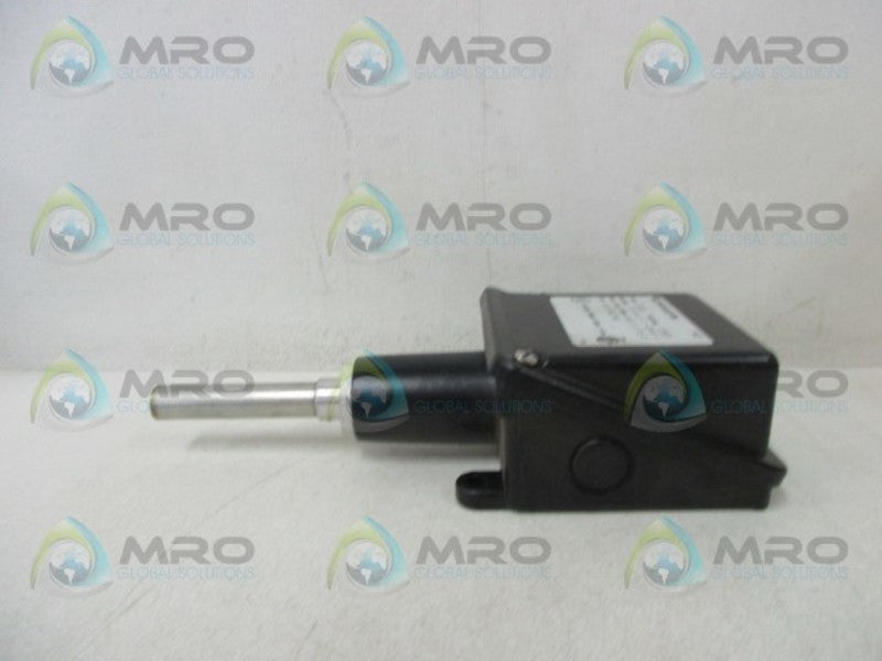 NELSON ELECTRIC B100-13807 TEMPERATURE CONTROLLER  NSNP
