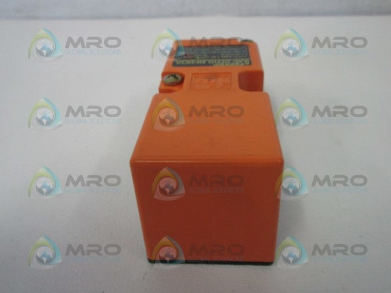 IFM EFECTOR IME2015 INDUCTIVE PROXIMITY SENSOR  NSNP