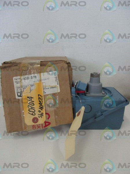 UNITED ELECTRIC J400-376 PRESSURE CONTROLLER  NSMP