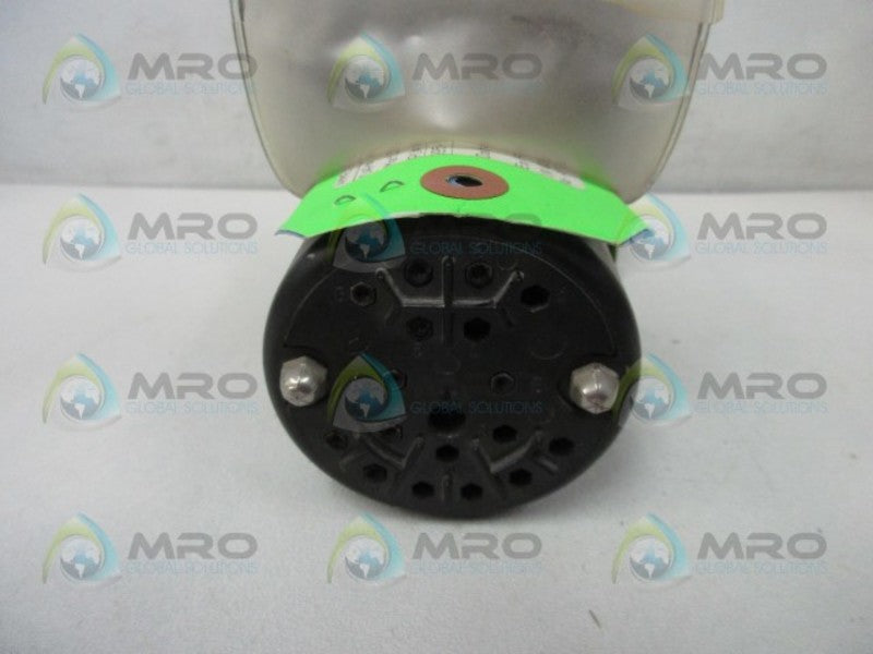 API INSTRUMENT 53-1709-7002 METER  UNMP