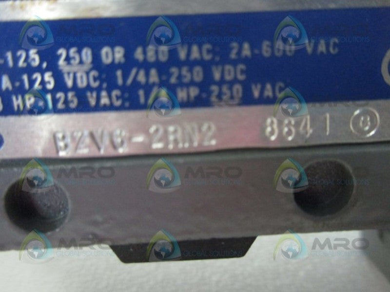 MICRO SWITCH BZV6-2RN2 LIMIT SWITCH (GREY)(AS PICTURED)  NSNP