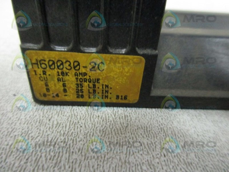 BUSSMANN H60030-2C FUSE BLOCK  UNMP