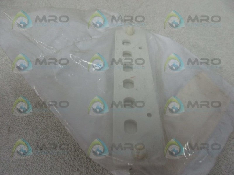 LUCENT 105392005 ADAPTER PANEL  NSMP