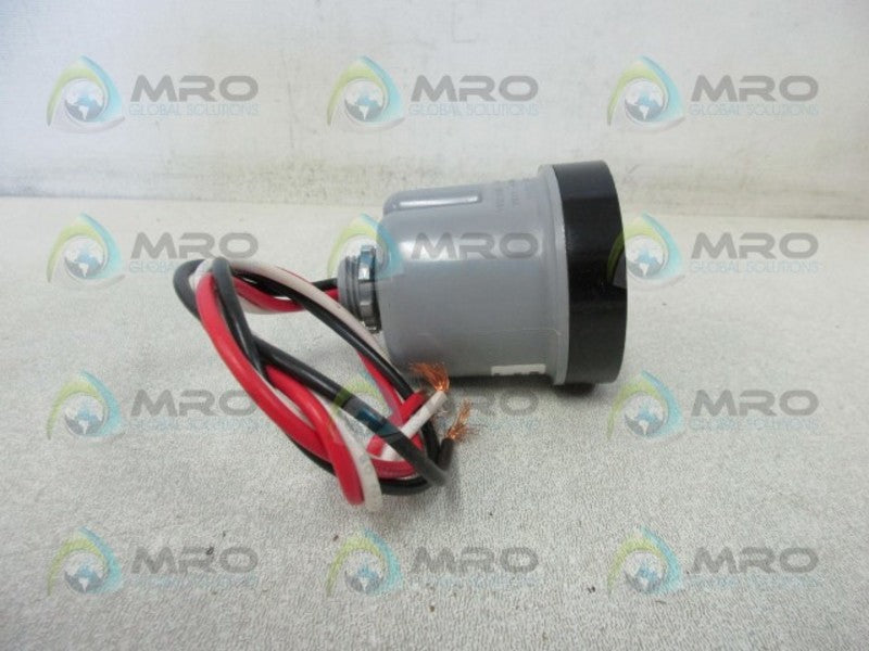 INTERMATIC K122 LOCKING TYPE RECEPTACLE (AS PICTURED)  NSMP