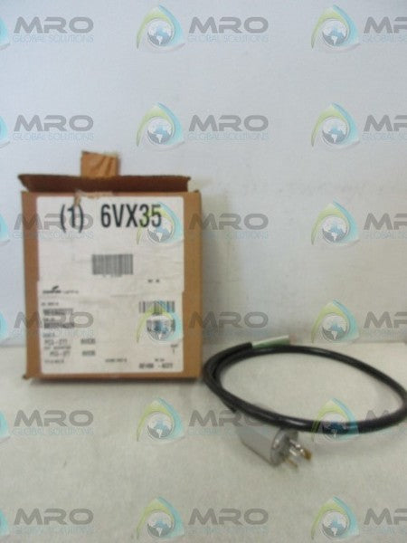 COOPER LIGHTING PC3-277 WHITE NEMA CORDSET  NSMP