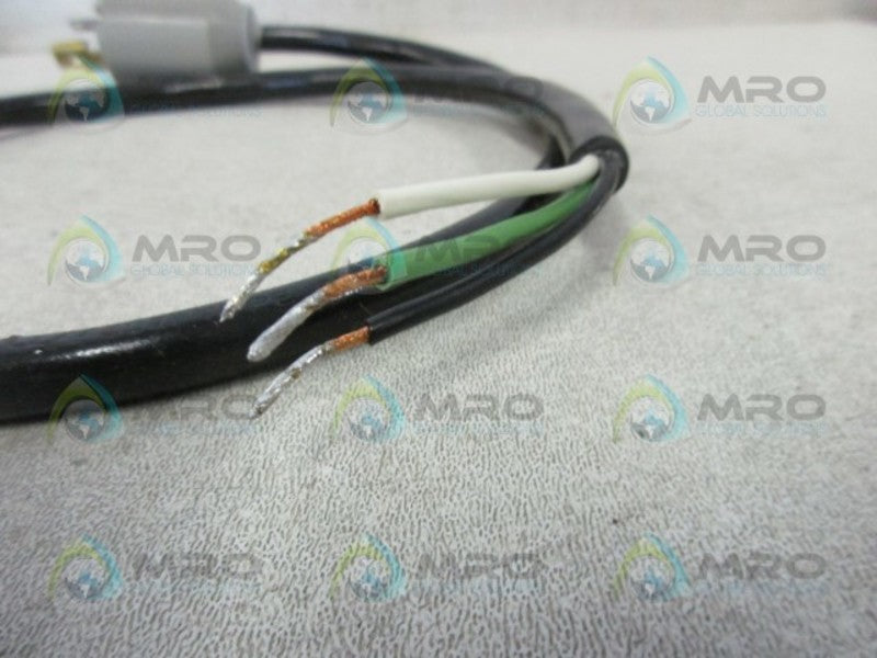 COOPER LIGHTING PC3-277 WHITE NEMA CORDSET  NSMP