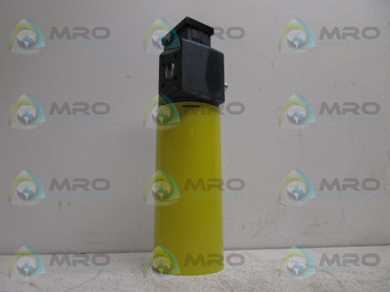 FLOWSERVE B34SNR PNEUMATIC VALVE ACTUATOR * NEW NO BOX *