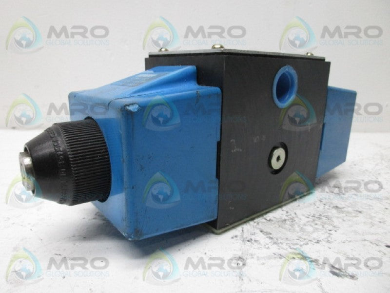 VICKERS DG4S4012NB60 DIRECTIONAL VALVE  NSNP