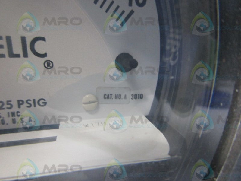 DWYER A3010 PHOTOHELIC GAUGE UNMP