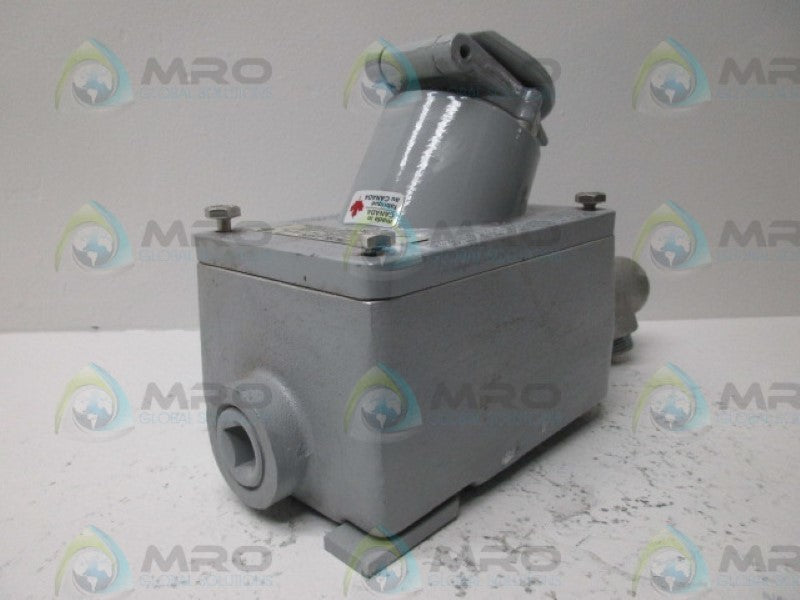 APPLETON ECSK-1523C RECEPTACLE (AS PICTURED) UNMP