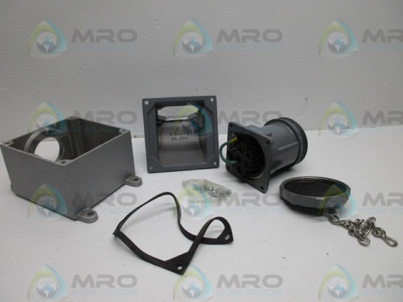 RUSSELLSTOLL DS6516FRAB RECEPTACLE  NSMP
