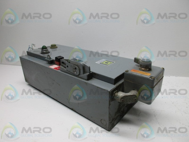 SQUARE D 8538-SCG14S COMBINATION STARTER  UNMP