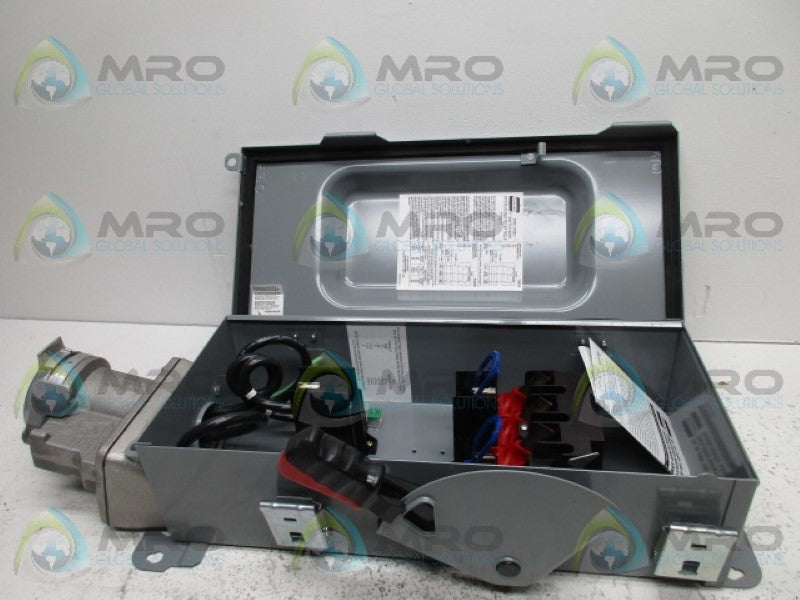 CROUSE HINDS WSRD10352 INTERLOCKED RECEPTACLE  NSMP