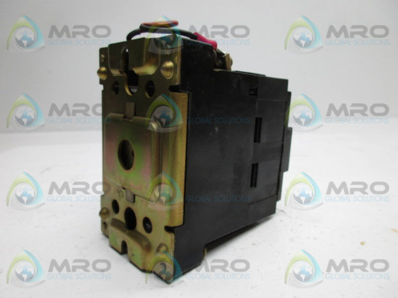 ALLEN BRADLEY 700-R000A1 SER B CONTROL RELAY  UNMP