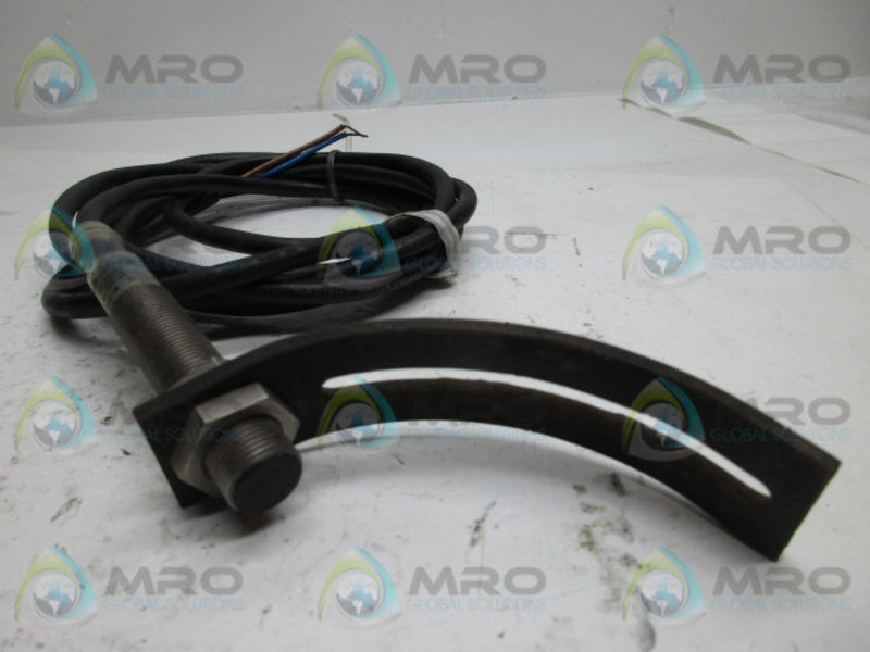 CUTLER HAMMER E57MAL12A2 PROXIMITY SWITCH (AS PICTURED)  UNMP