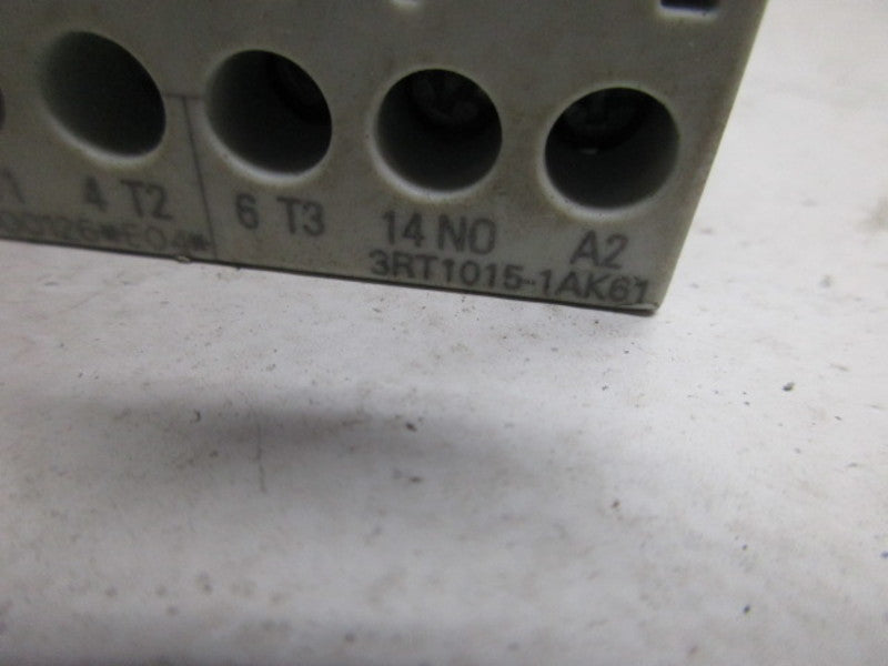 SIEMENS 3RT1015-1AK61 120V UNMP