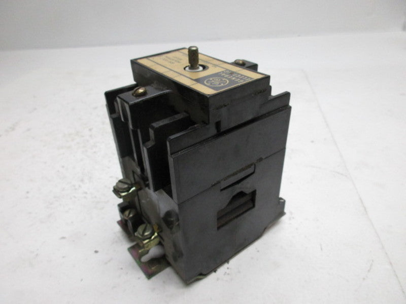GENERAL ELECTRIC CR120B01302 600V  UNMP