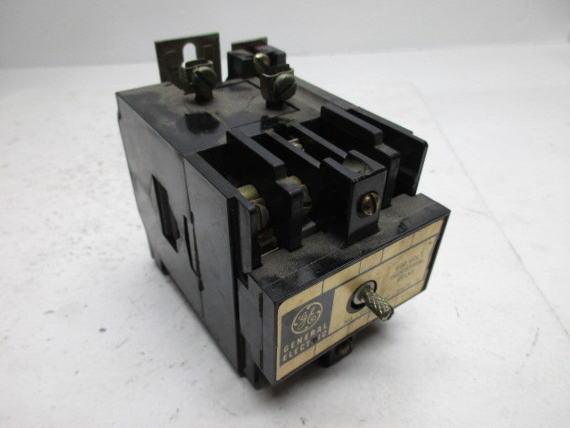 GENERAL ELECTRIC CR120B01302 600V  UNMP