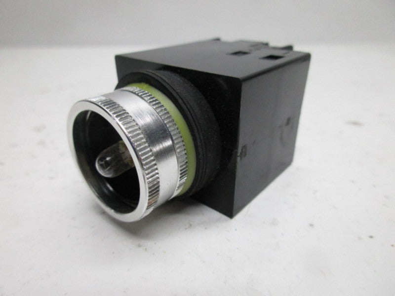 MICRO SWITCH PWLR711 PUSHBUTTON 120V (AS PICTURED)  UNMP