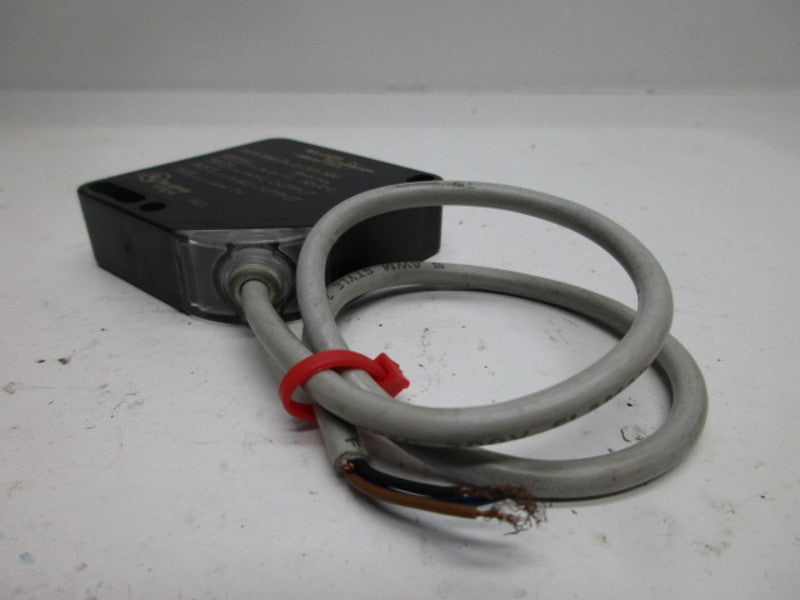 BALLUFF BOSS60-PL-2-C01-NN PHOTOELECTRIC SENSOR  UNMP