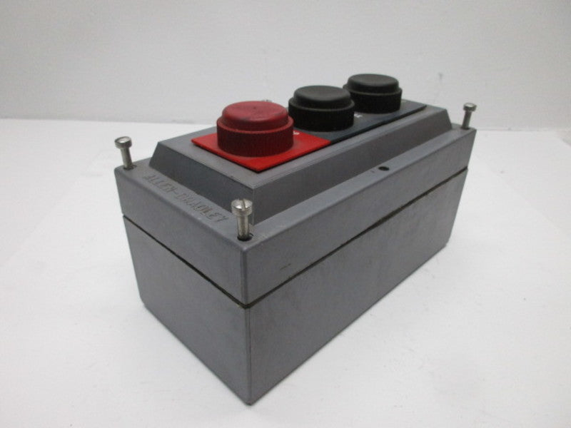 ALLEN BRADLEY 800H-3HA4R SER C ENCLOSED PUSH BUTTON  UNMP