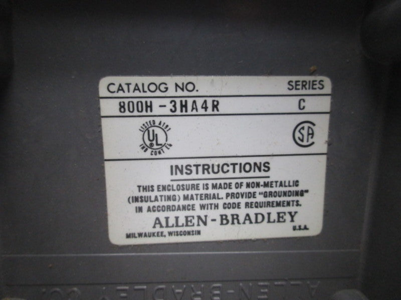 ALLEN BRADLEY 800H-3HA4R SER C ENCLOSED PUSH BUTTON  UNMP