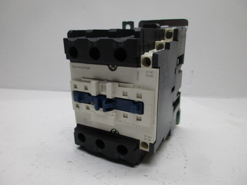 TELEMECANIQUE LC1D50 CONTACTOR  UNMP