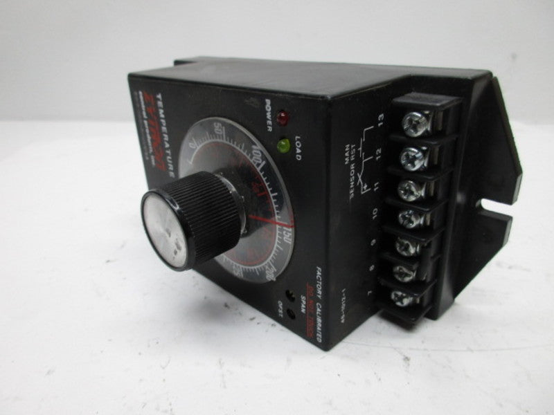 ZYTRON ZCP 100-8-Z004A TEMPERATURE CONTROLLER  UNMP