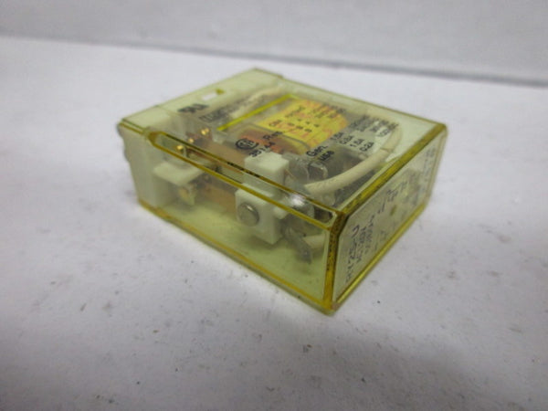 IDEC RY2S-U RELAY 120VAC  UNMP