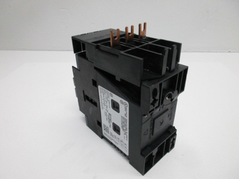 SIEMENS 3RT2024-1BB40 CONTACTOR 230V  UNMP