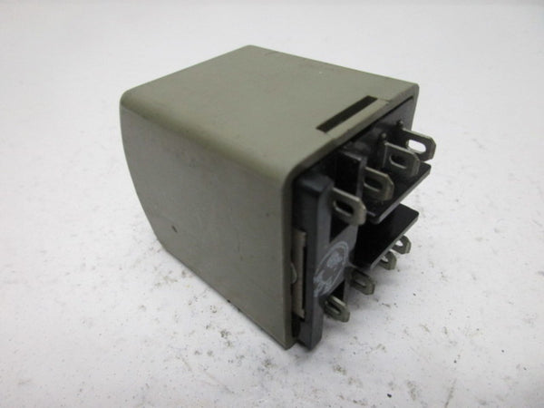 ECA 8-530 ELECTROMECHANICAL RELAY 120VAC  UNMP
