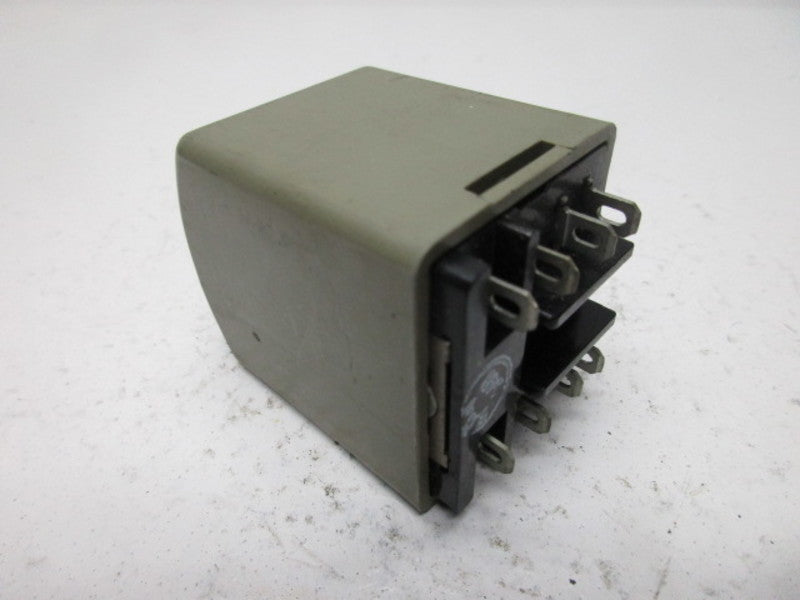 ECA 8-530 ELECTROMECHANICAL RELAY 120VAC  UNMP