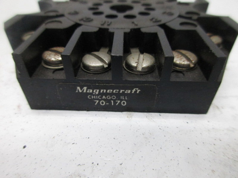 MAGNECRAFT 70-170 PANEL MOUNT SOCKET  UNMP