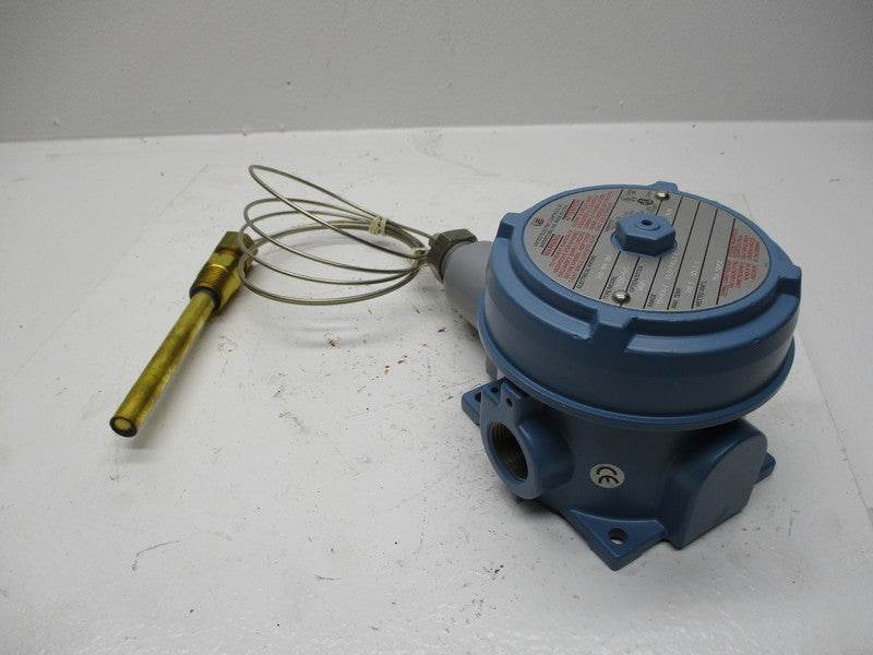 UNITED ELECTRIC F120-8BS  NSMP