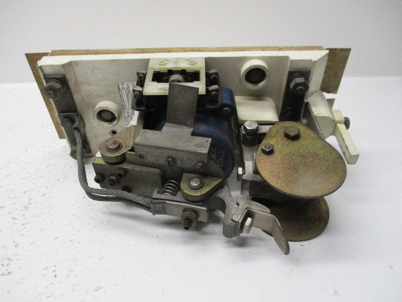 HUBBELL 59430-001 TYPE 5210  UNMP