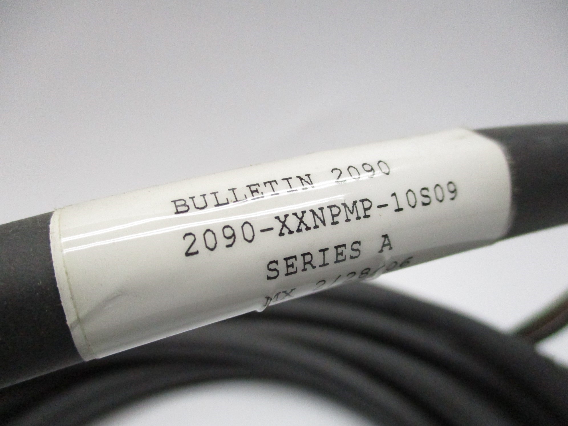 ALLEN BRADLEY 2090-XXNPMP-10S09 SER. A NSMP