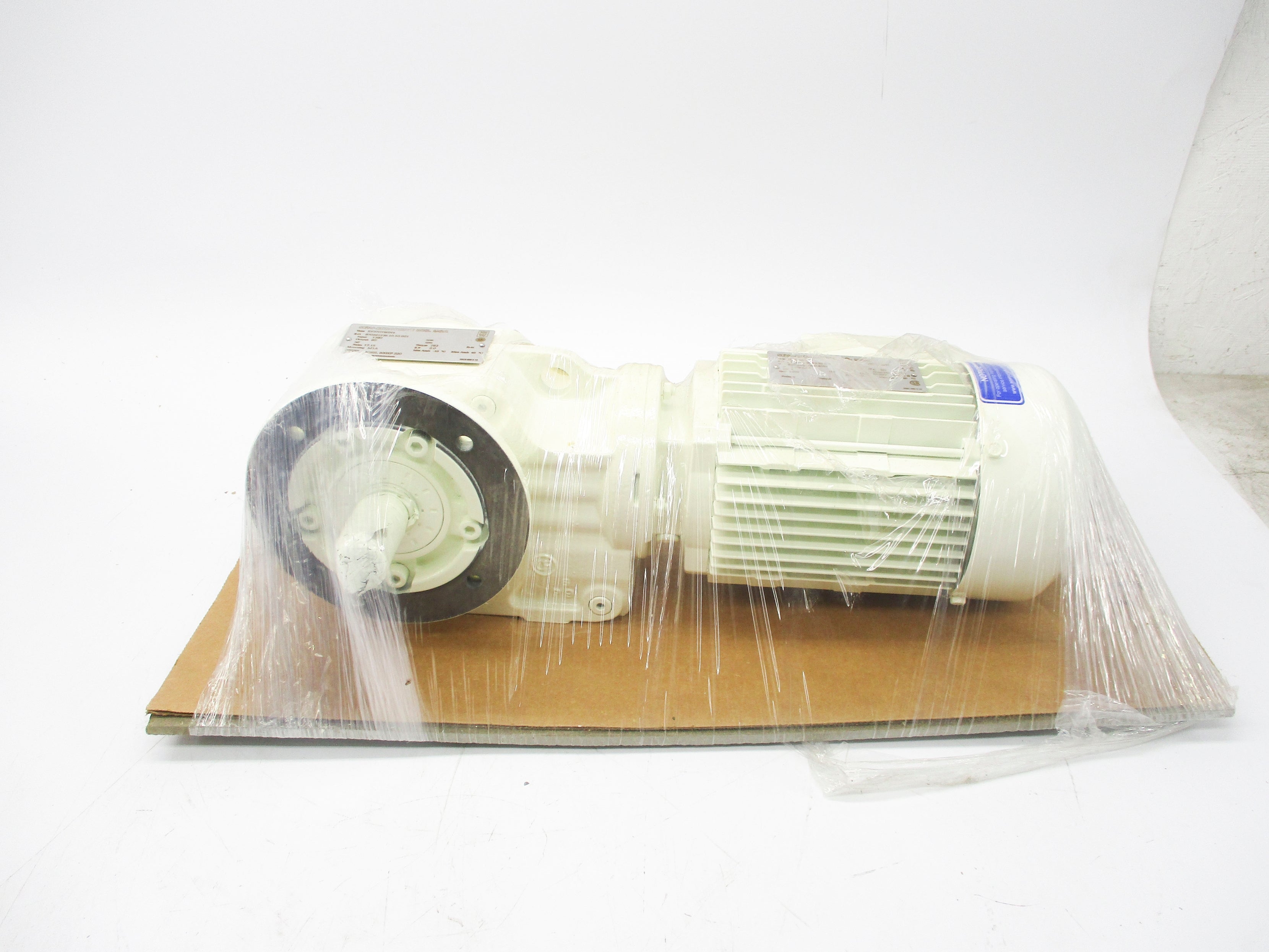 SEW EURODRIVE KF37DT80N4 NSMP