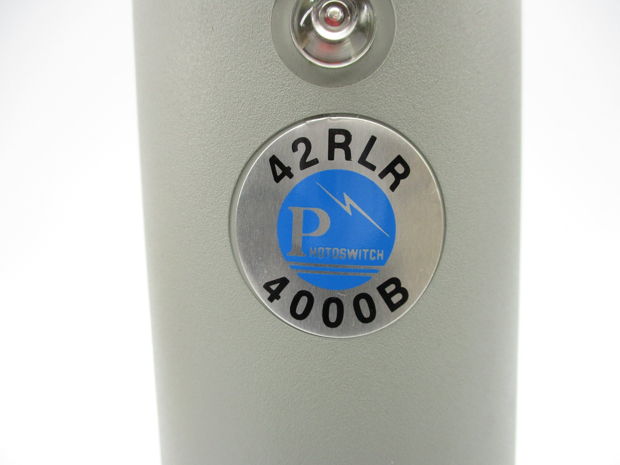 ALLEN BRADLEY 42RLR-4000B SER. B 120/240VAC 2.5/5A (BR/WH) NSMP