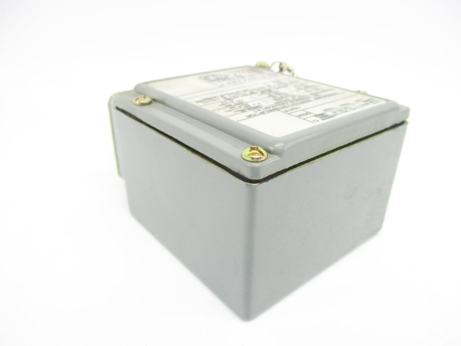 SQUARE D 9012GAW6 SER. C 250PSI NSNP