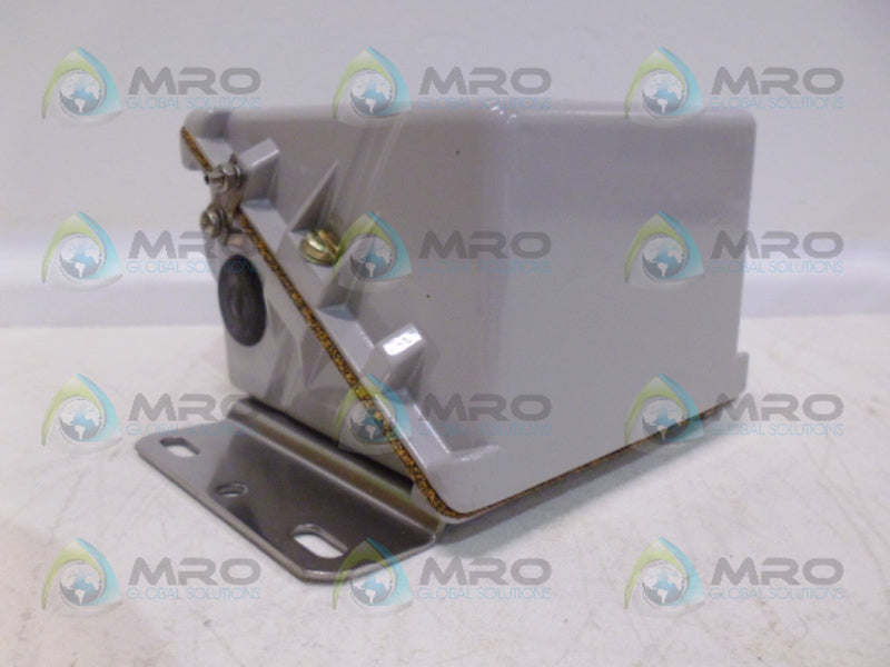 DELTA W20112M102A PRESSURE SWITCH NSNP