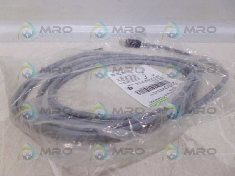 MURR ELEKTRONIK 7000-13221-3490300 M12 FEMALE PLUG *NEW IN ORIGINAL PACKAGE*