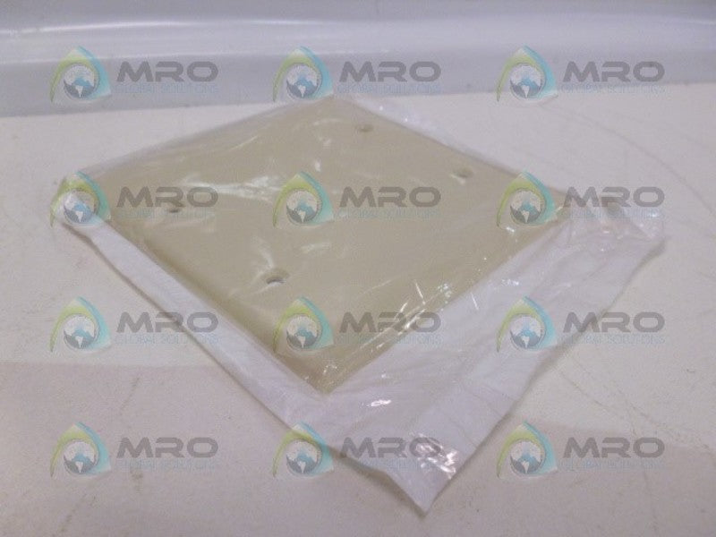 LEVITON 001-86025 BLANK WALL COVER  NSMP
