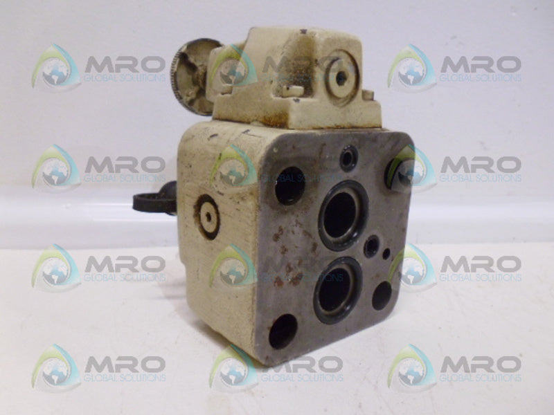 VICKERS CG06BY50 RELIEF VALVE (AS PICTURED) UNMP