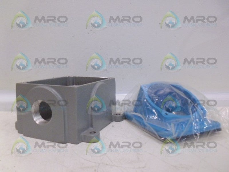 MELTRICS 31-6A053-080-1 METAL BOX W/NYLON ANGLE NSMP
