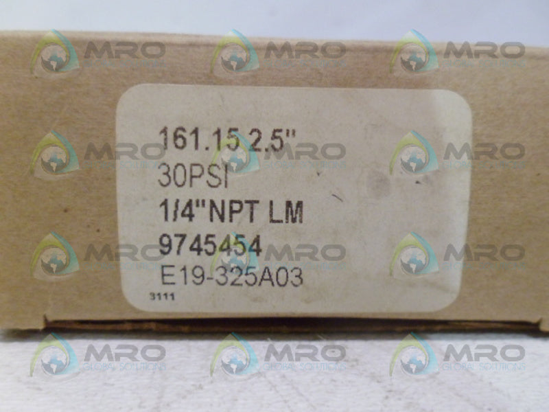 WIKA 161.15 2.5'' PRESSURE GAUGE 30 PSI 1/4" NSMP