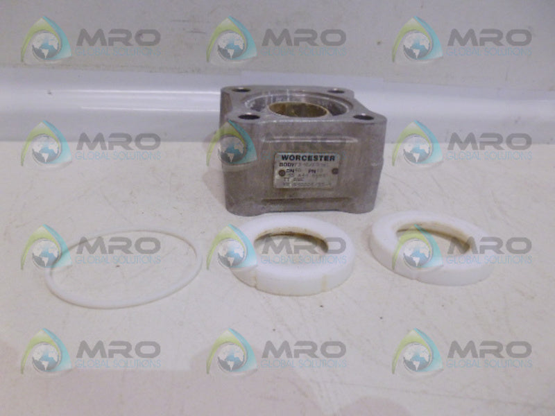 WORCESTOR DN40 BALL VALVE (AS PICTURED) UNMP
