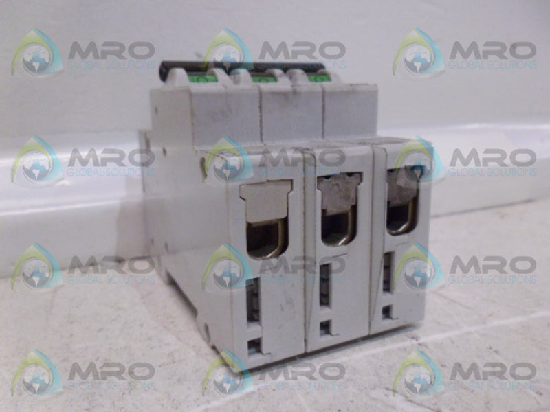 GENERAL ELECTRIC V37310 CIRCUIT BREAKER UNMP
